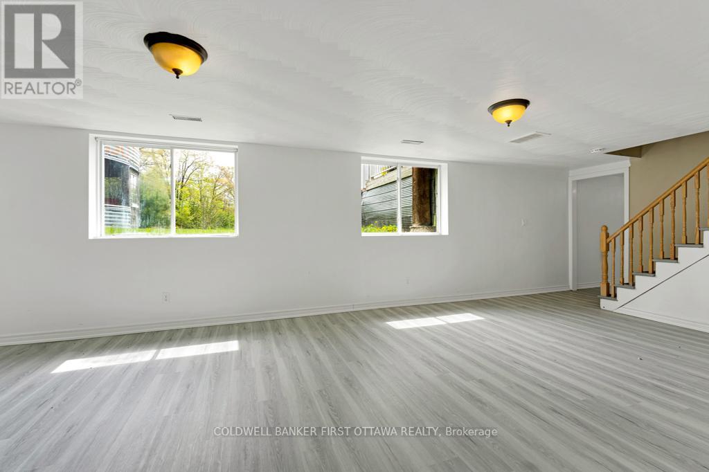 467 LAKE ELOIDA ROAD