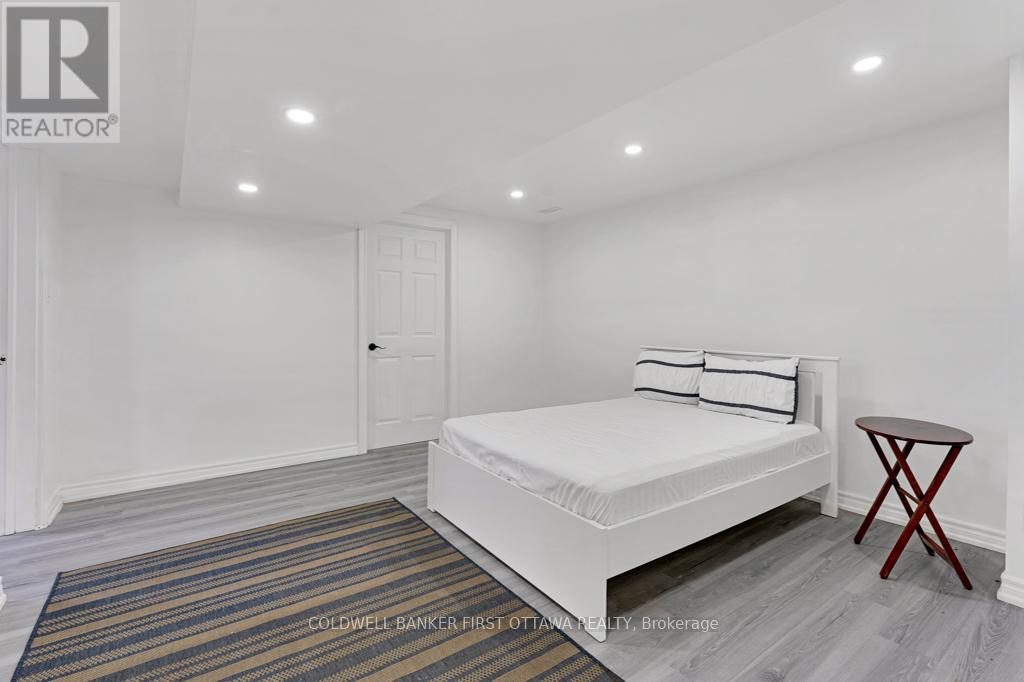 467 LAKE ELOIDA ROAD