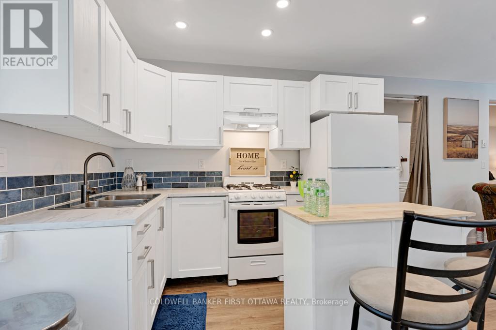 4031 BOLINGBROKE ROAD