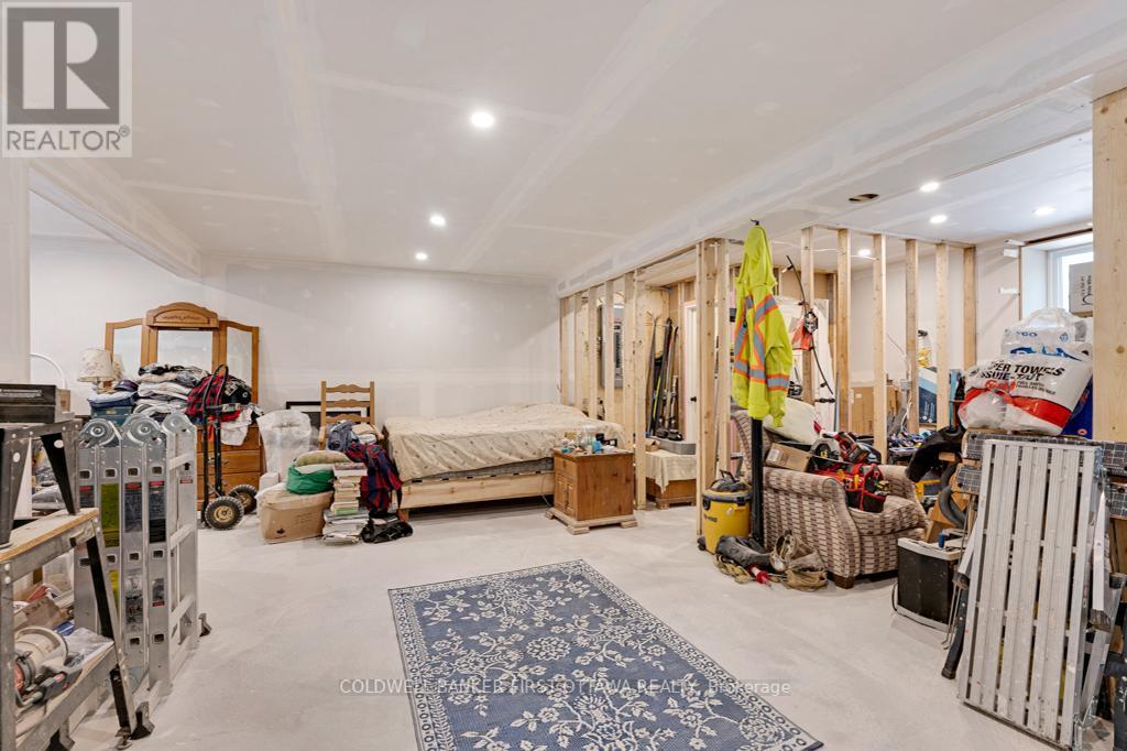 4031 BOLINGBROKE ROAD