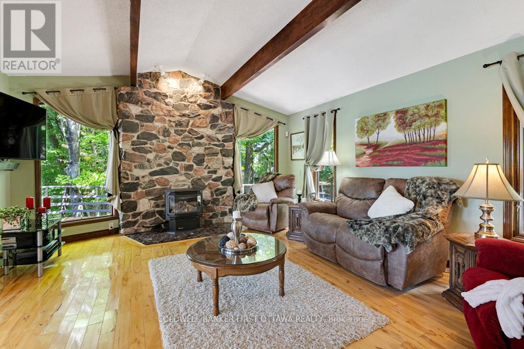 1031 SHANNY BEAR LANE