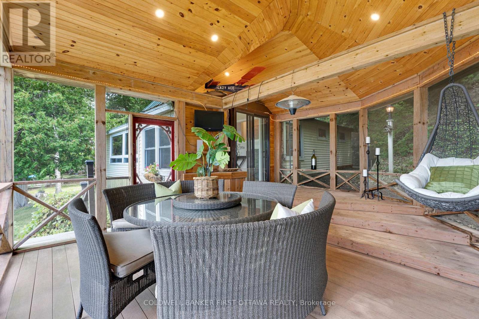 4712 BRITON HOUGHTON BAY ROAD