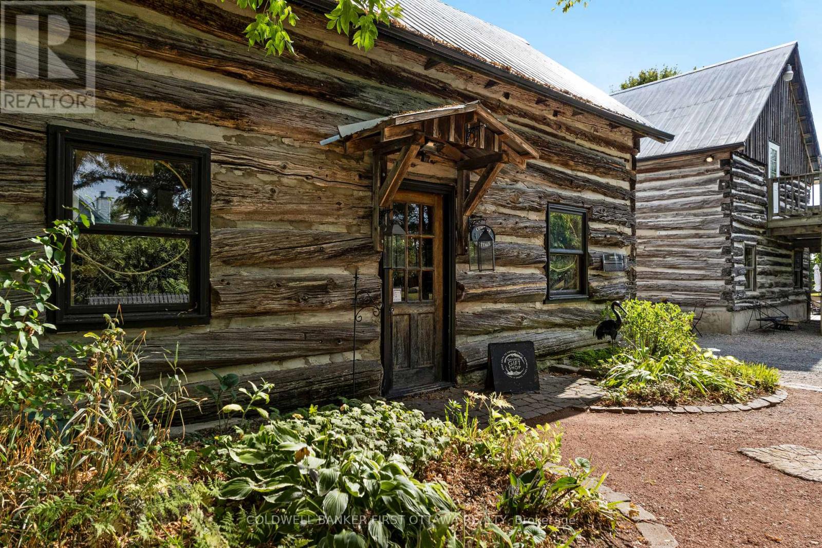 3840 OLD ALMONTE ROAD