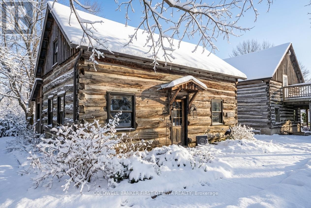 3840 OLD ALMONTE ROAD