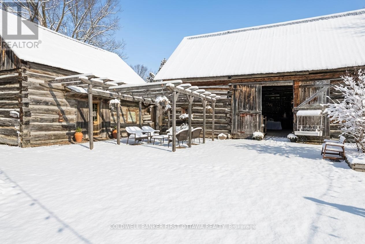 3840 OLD ALMONTE ROAD