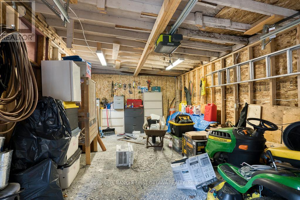 775 DARLING CONCESSION 7