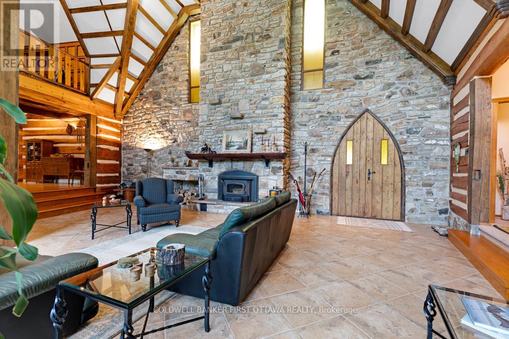 2499 BATHURST CONCESSION 2 ROAD