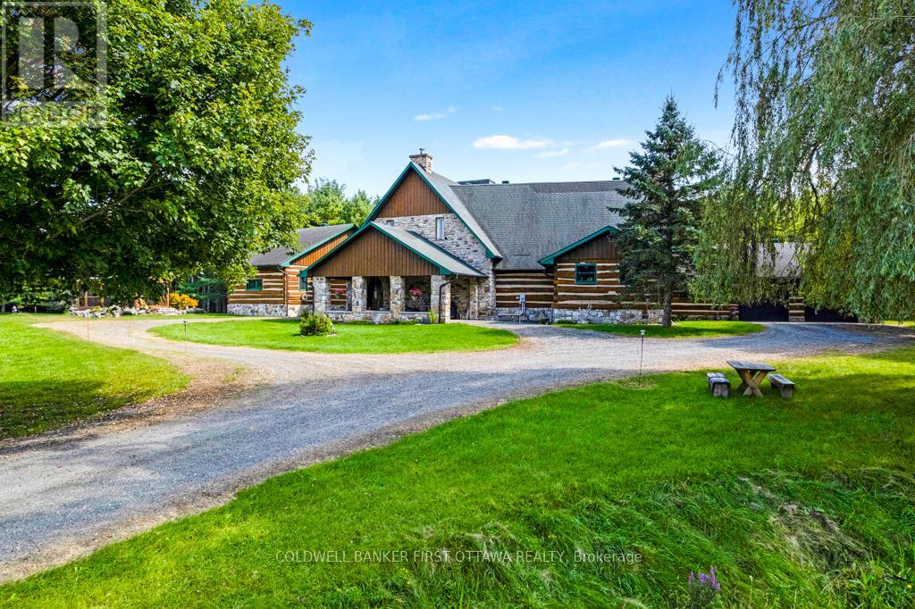 2499 BATHURST CONCESSION 2 ROAD