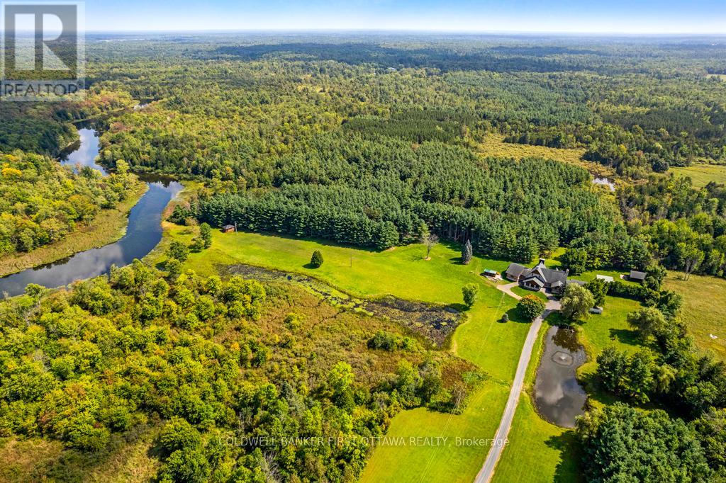 2499 BATHURST CONCESSION 2 ROAD