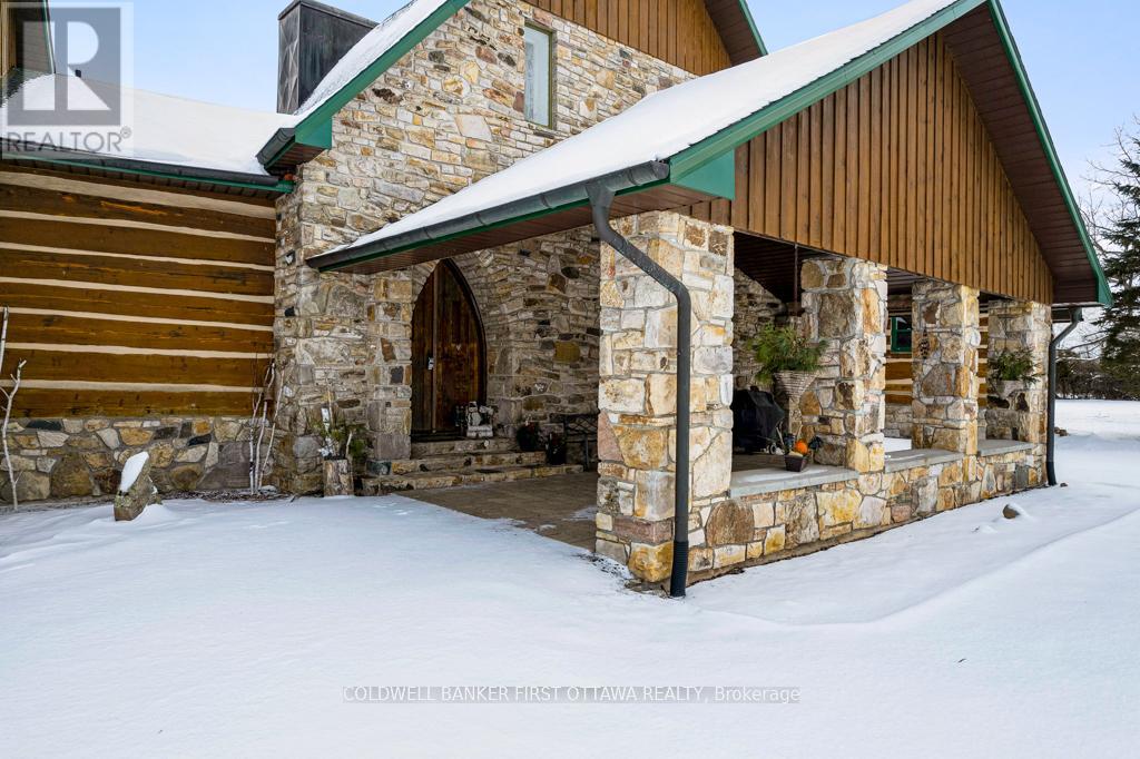 2499 BATHURST CONCESSION 2 ROAD