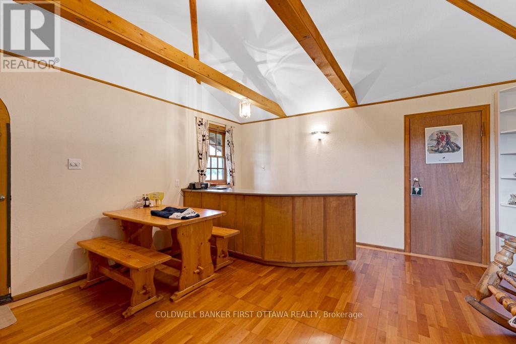 2499 BATHURST CONCESSION 2 ROAD