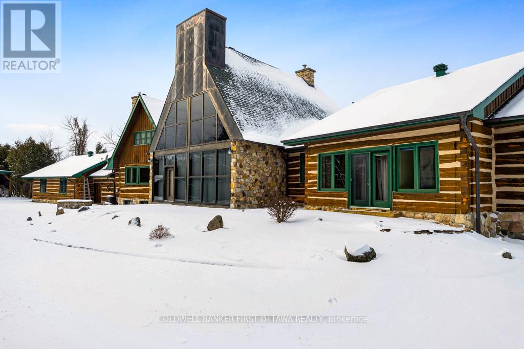 2499 BATHURST CONCESSION 2 ROAD