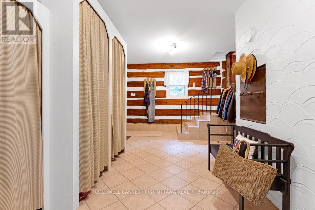 2499 BATHURST CONCESSION 2 ROAD