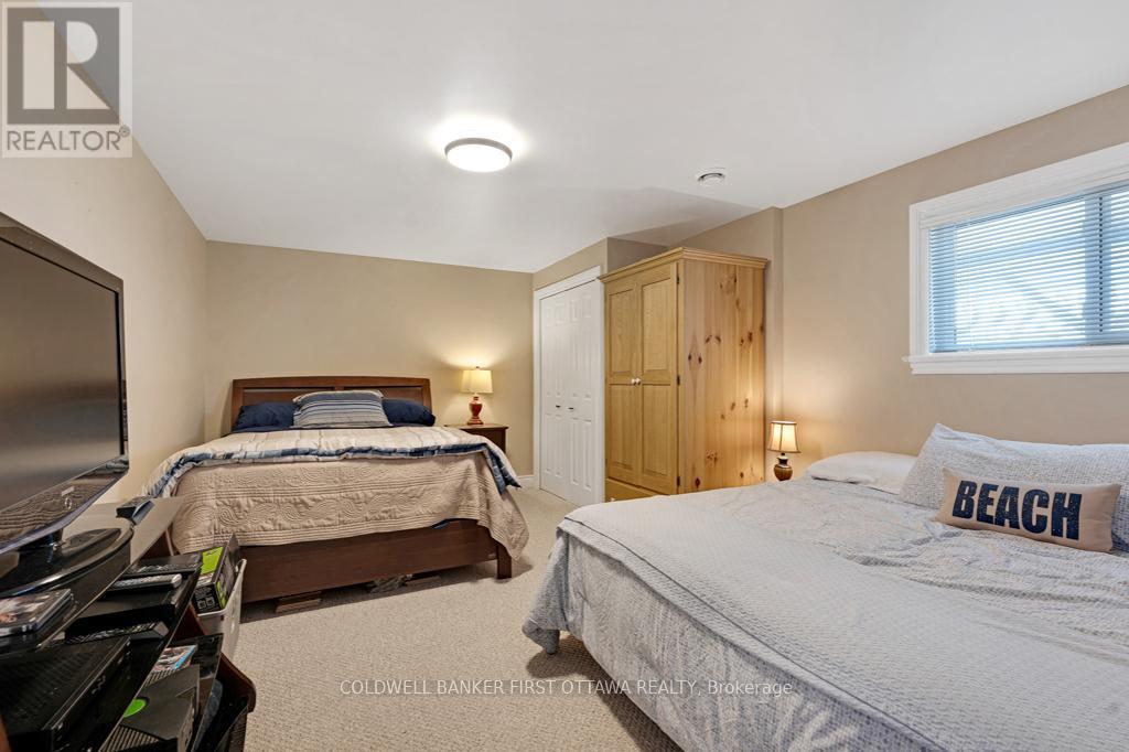 4788B BRITON HOUGHTON BAY ROAD