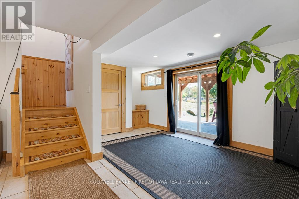 473 ENNIS ROAD