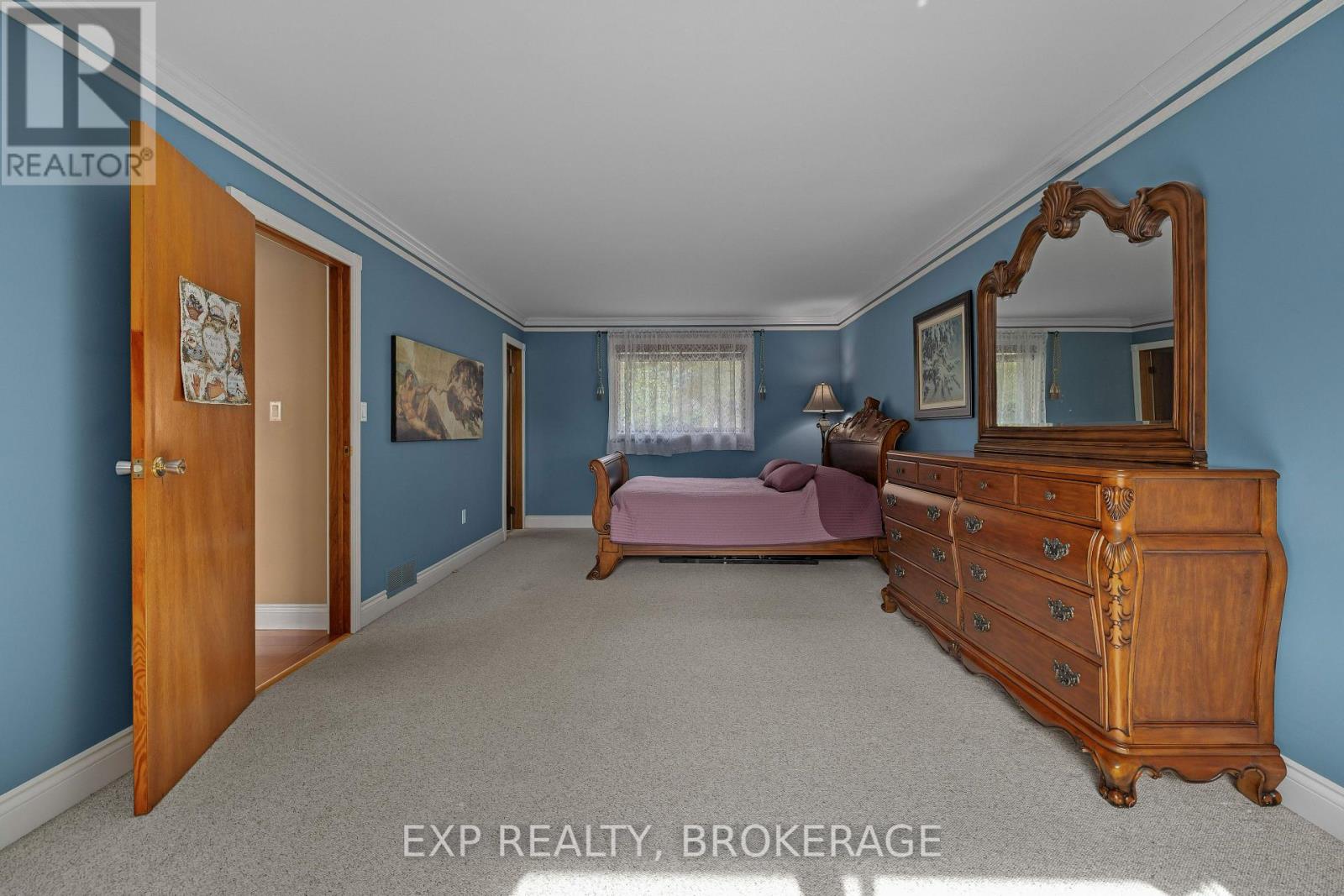 3037 HILLTOP LANE