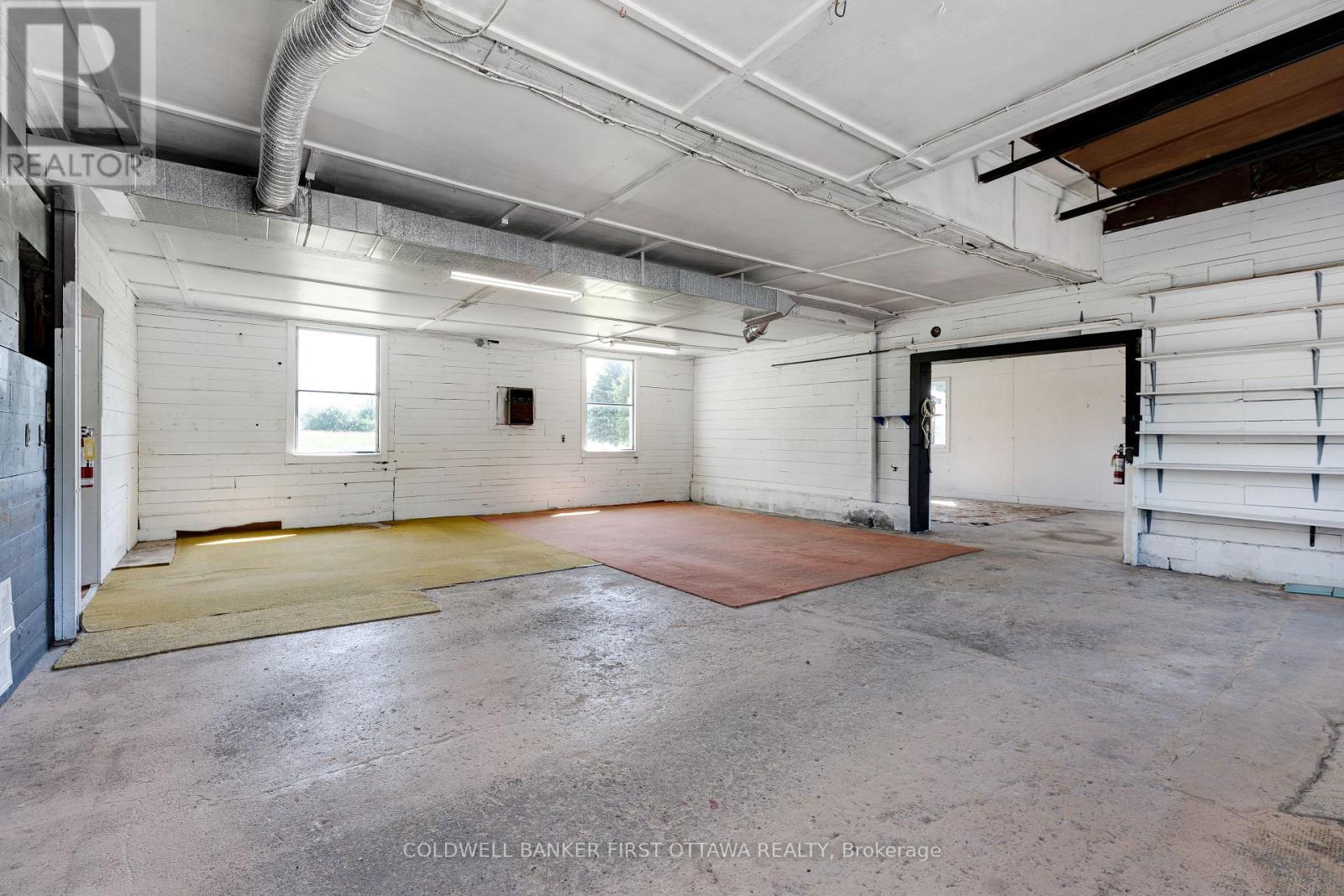 3004 RIDEAU FERRY ROAD