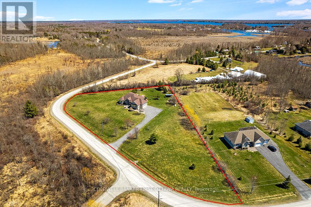 556 WEST POINT DRIVE