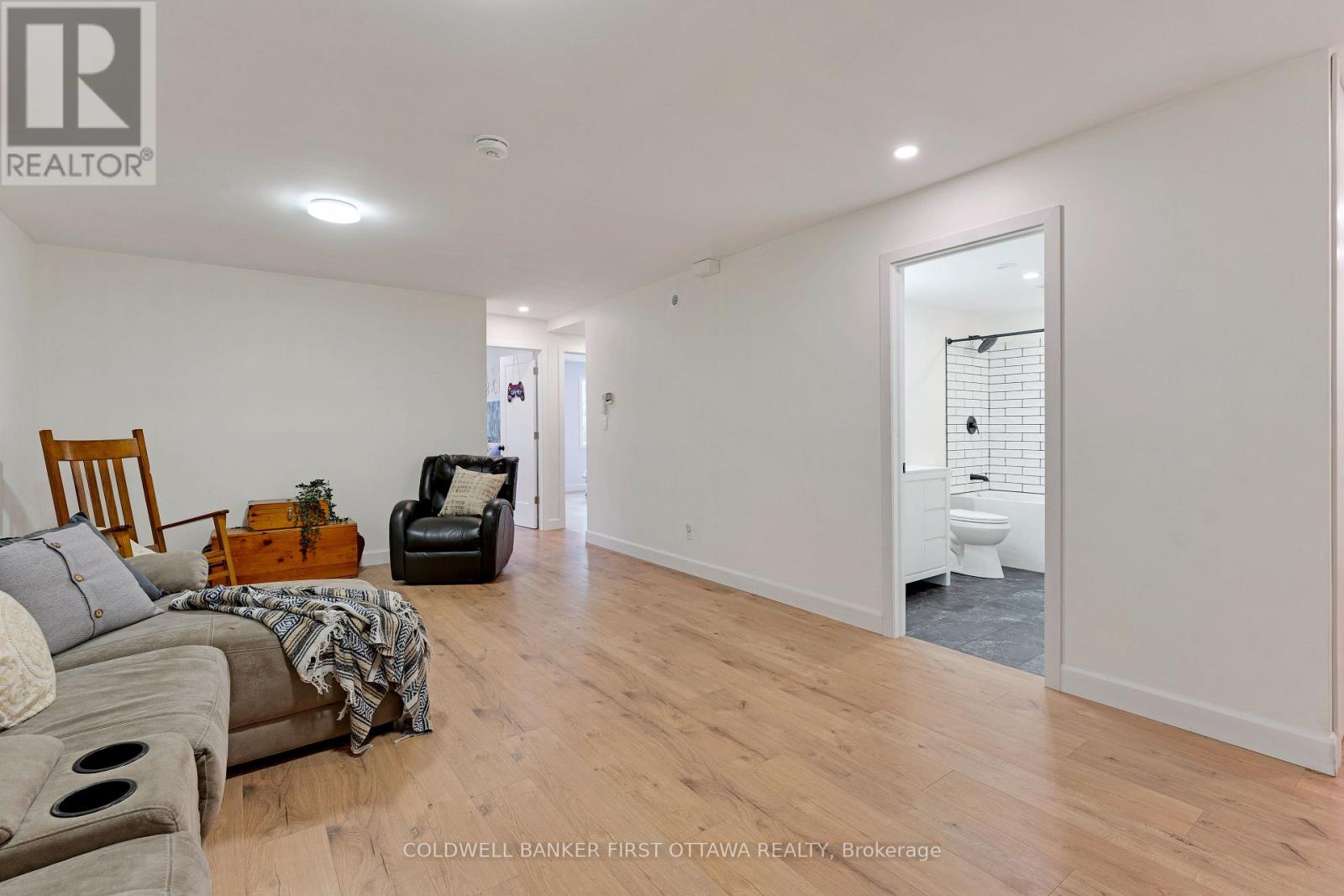 946 FRENCH LINE ROAD