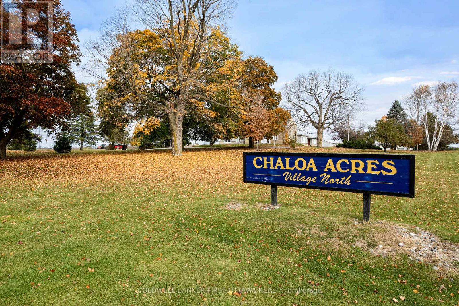 2638 RIDEAU FERRY ROAD