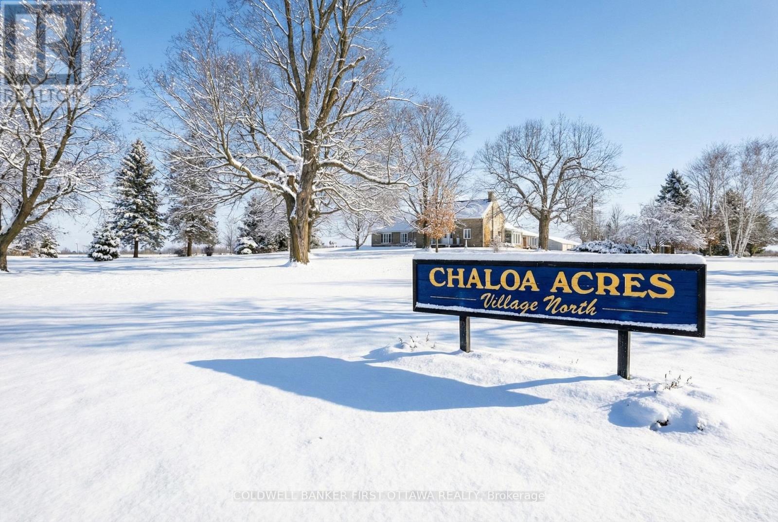 2638 RIDEAU FERRY ROAD