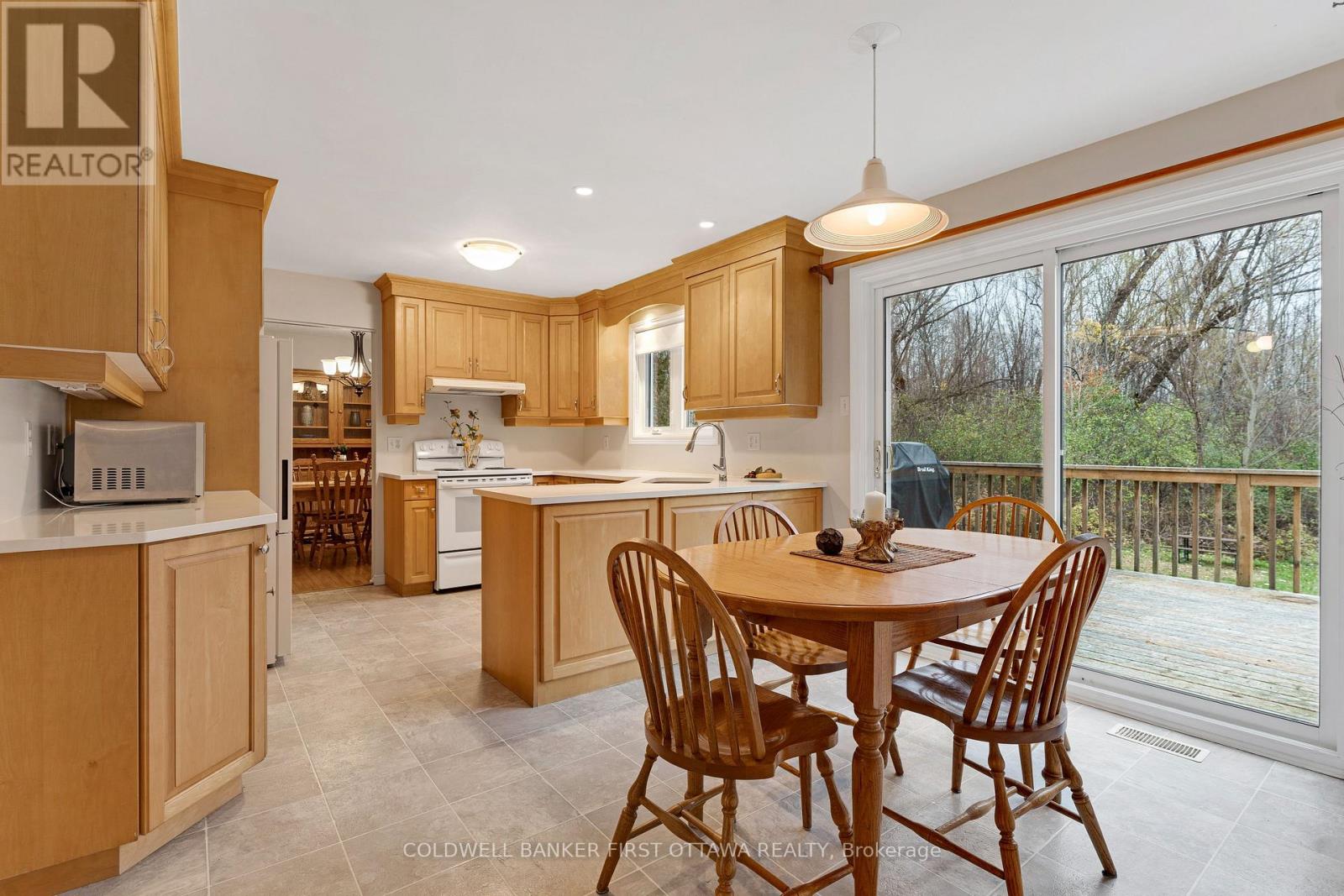 3900 STONECREST ROAD