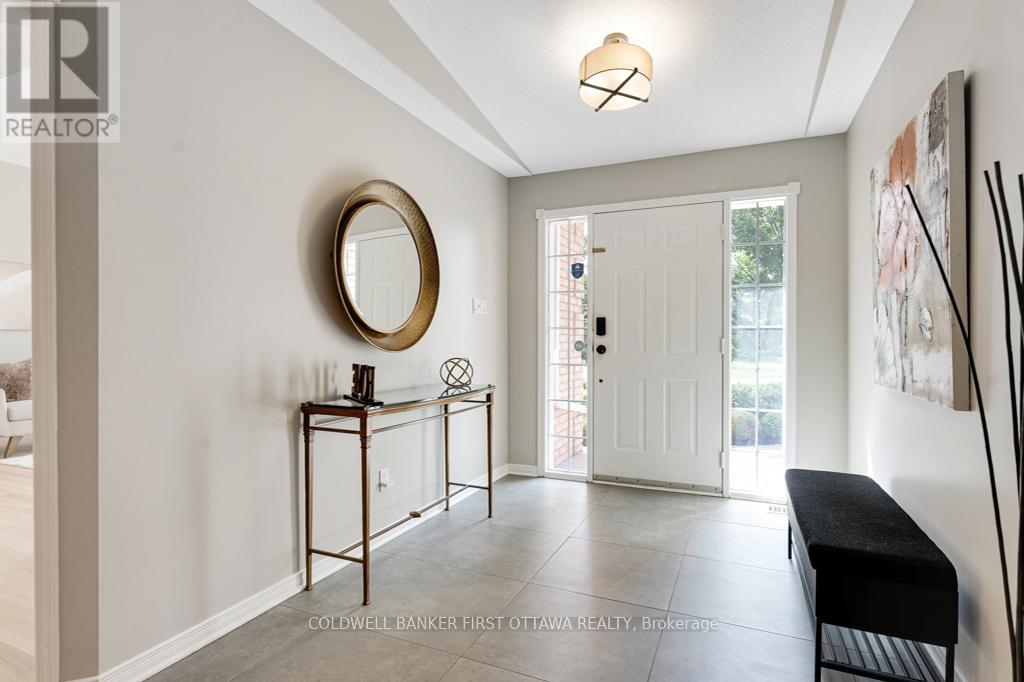 5525 PETTAPIECE CRESCENT