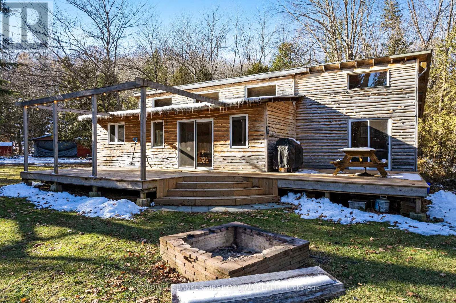 211 MEADOW LANE COURT