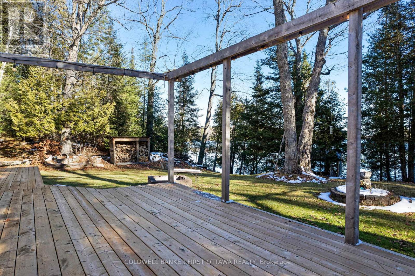 211 MEADOW LANE COURT