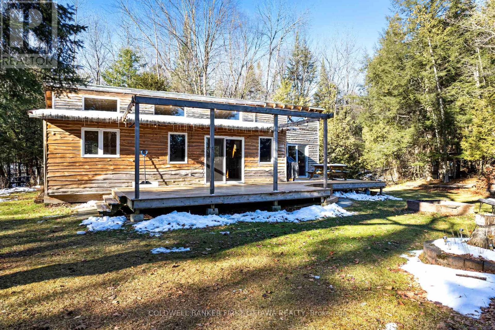 211 MEADOW LANE COURT