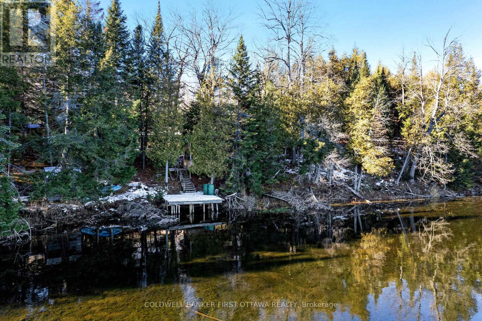 211 MEADOW LANE COURT