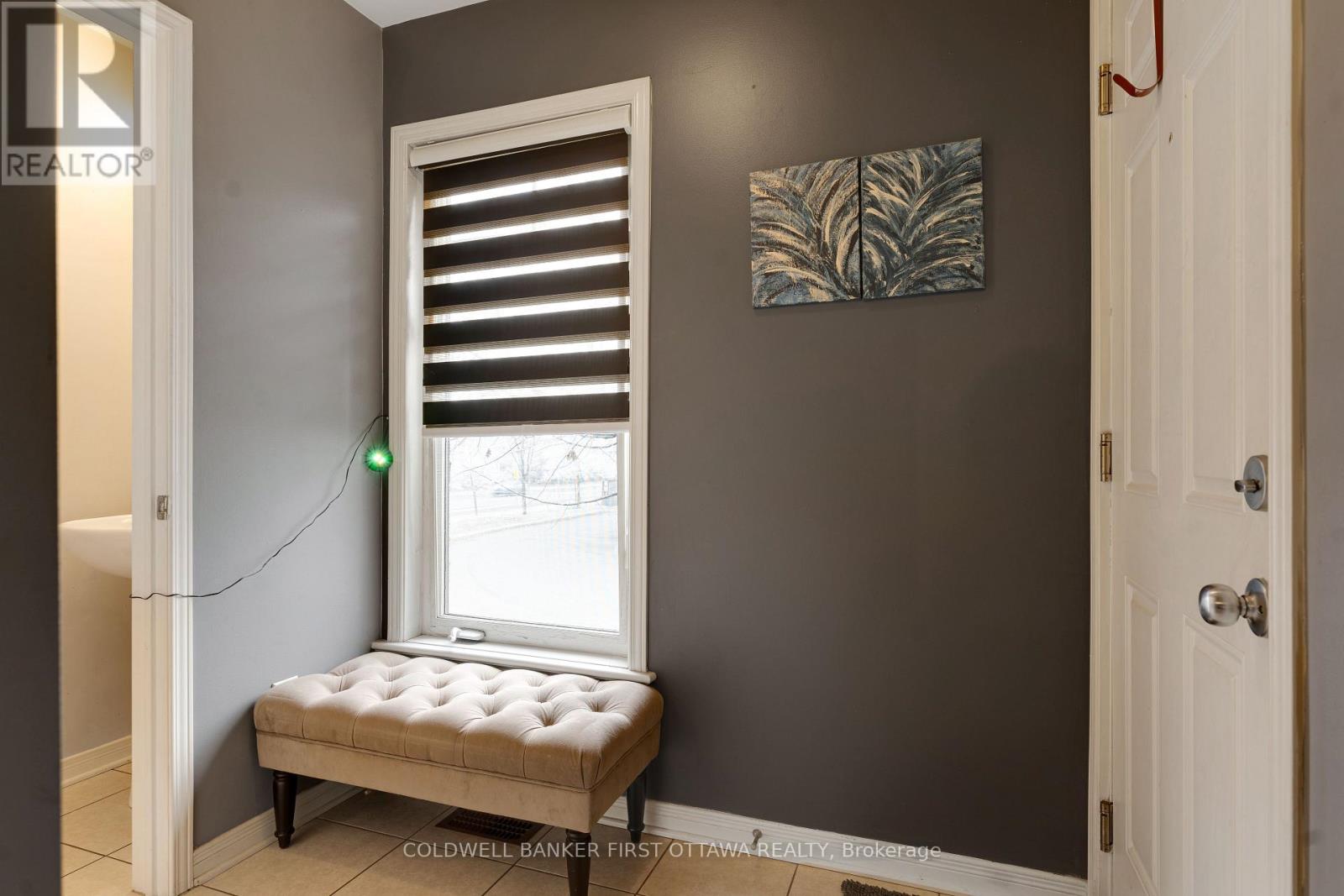 150 URBANCREST PRIVATE