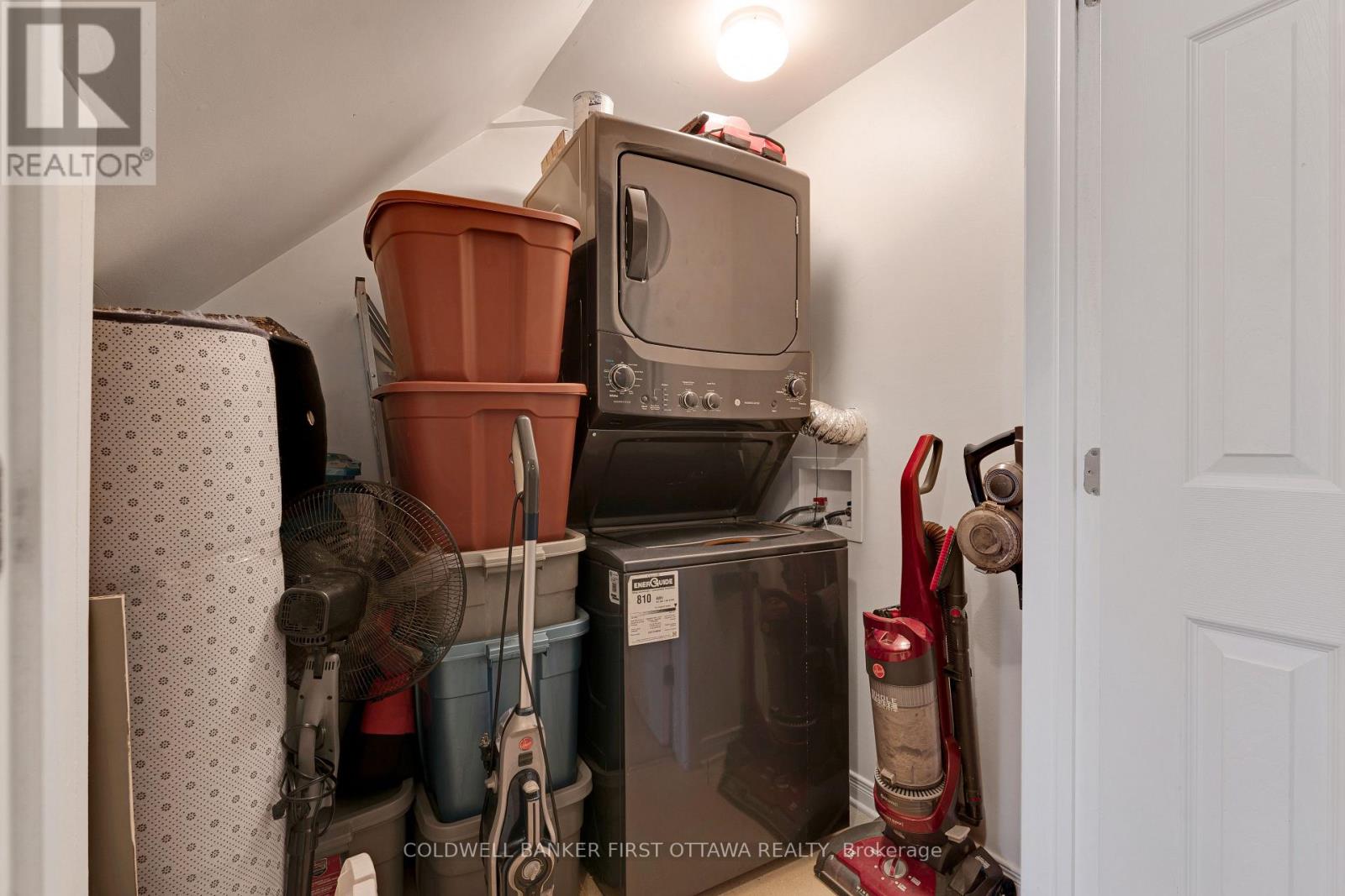 150 URBANCREST PRIVATE