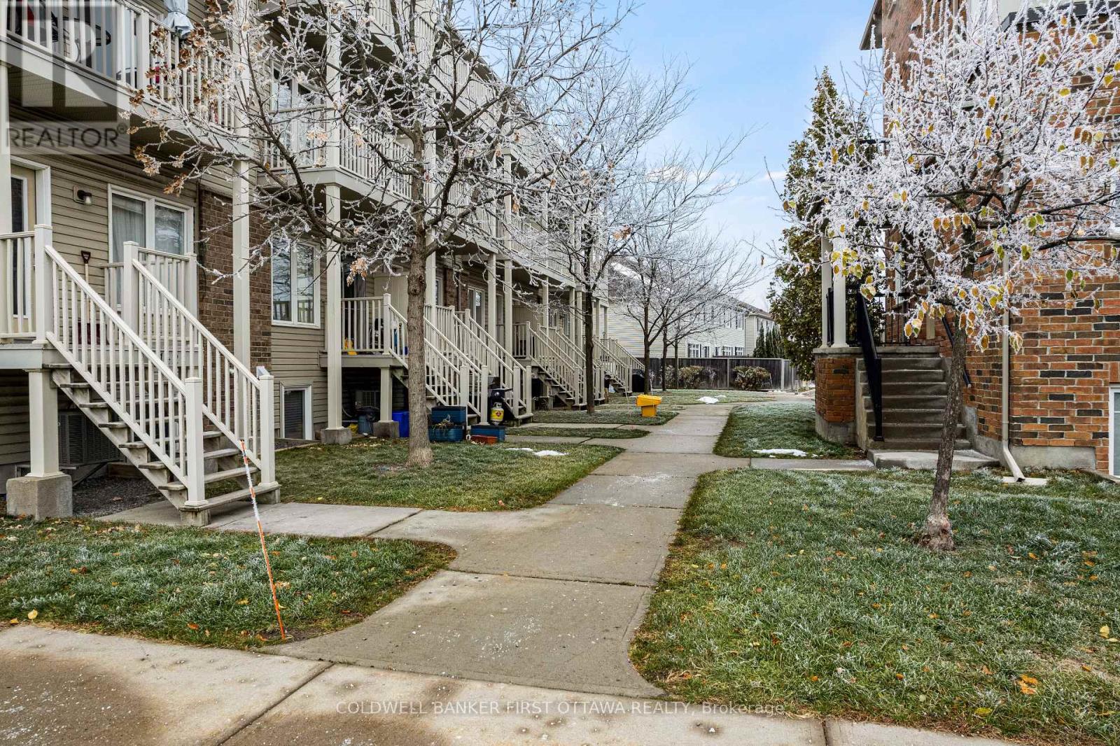 150 URBANCREST PRIVATE