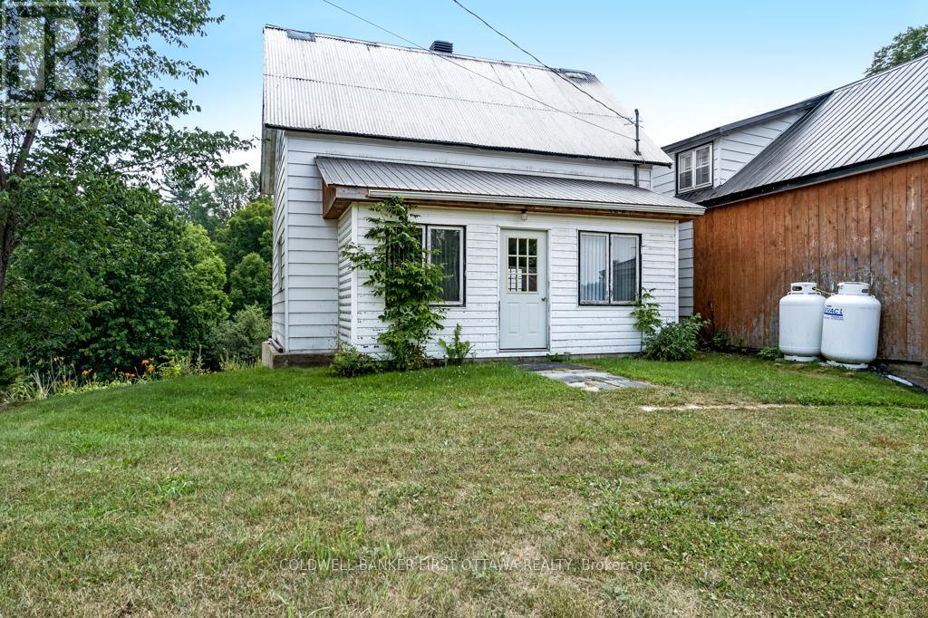 1373 FLOWER STATION ROAD