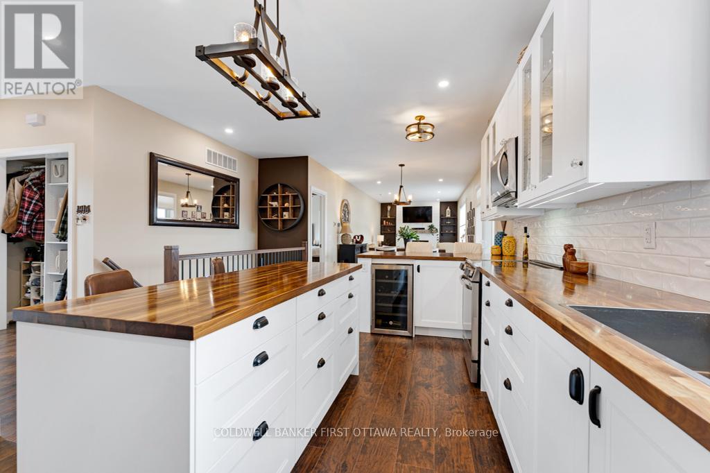 38 TUTTLE POINT ROAD