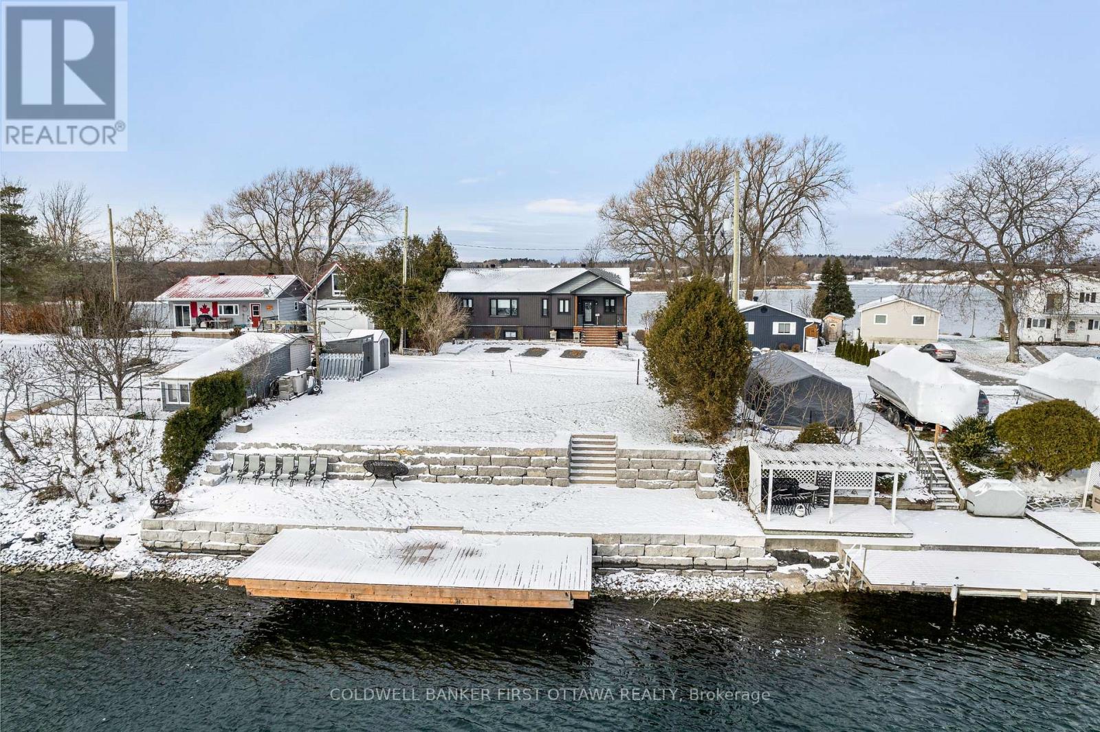 38 TUTTLE POINT ROAD