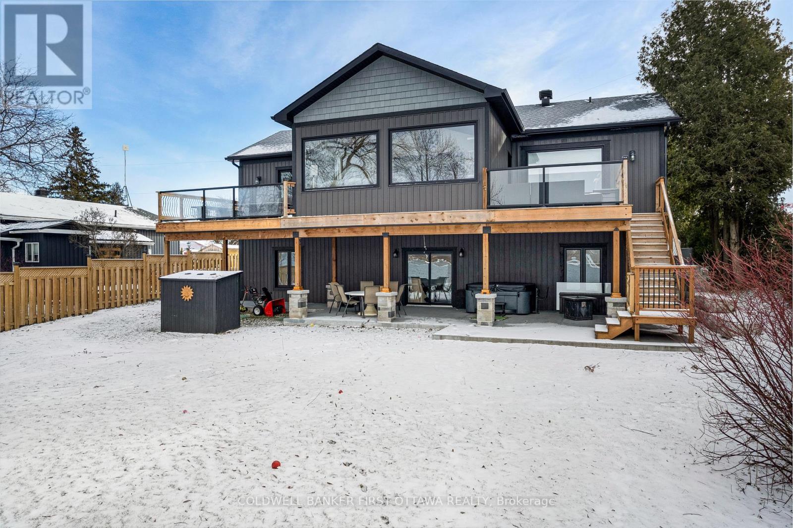 38 TUTTLE POINT ROAD