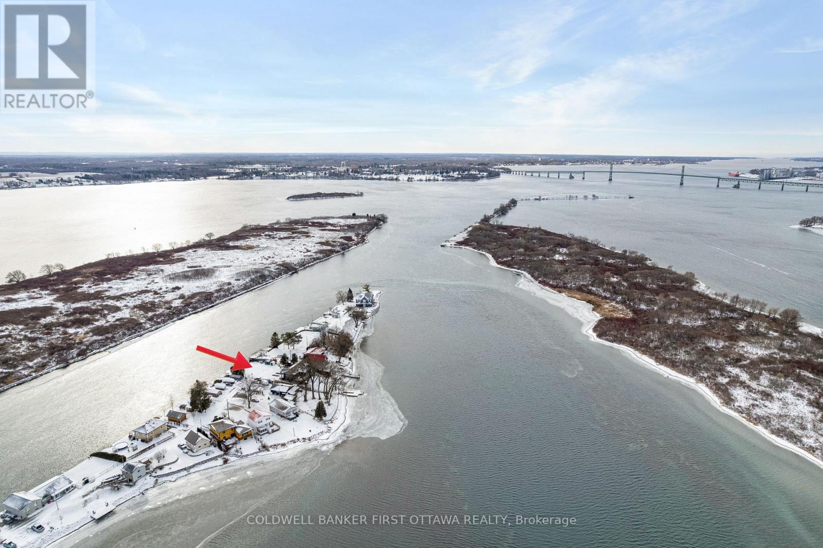 38 TUTTLE POINT ROAD