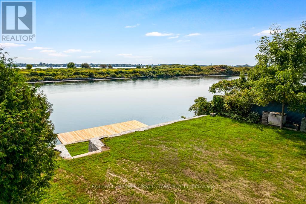 38 TUTTLE POINT ROAD