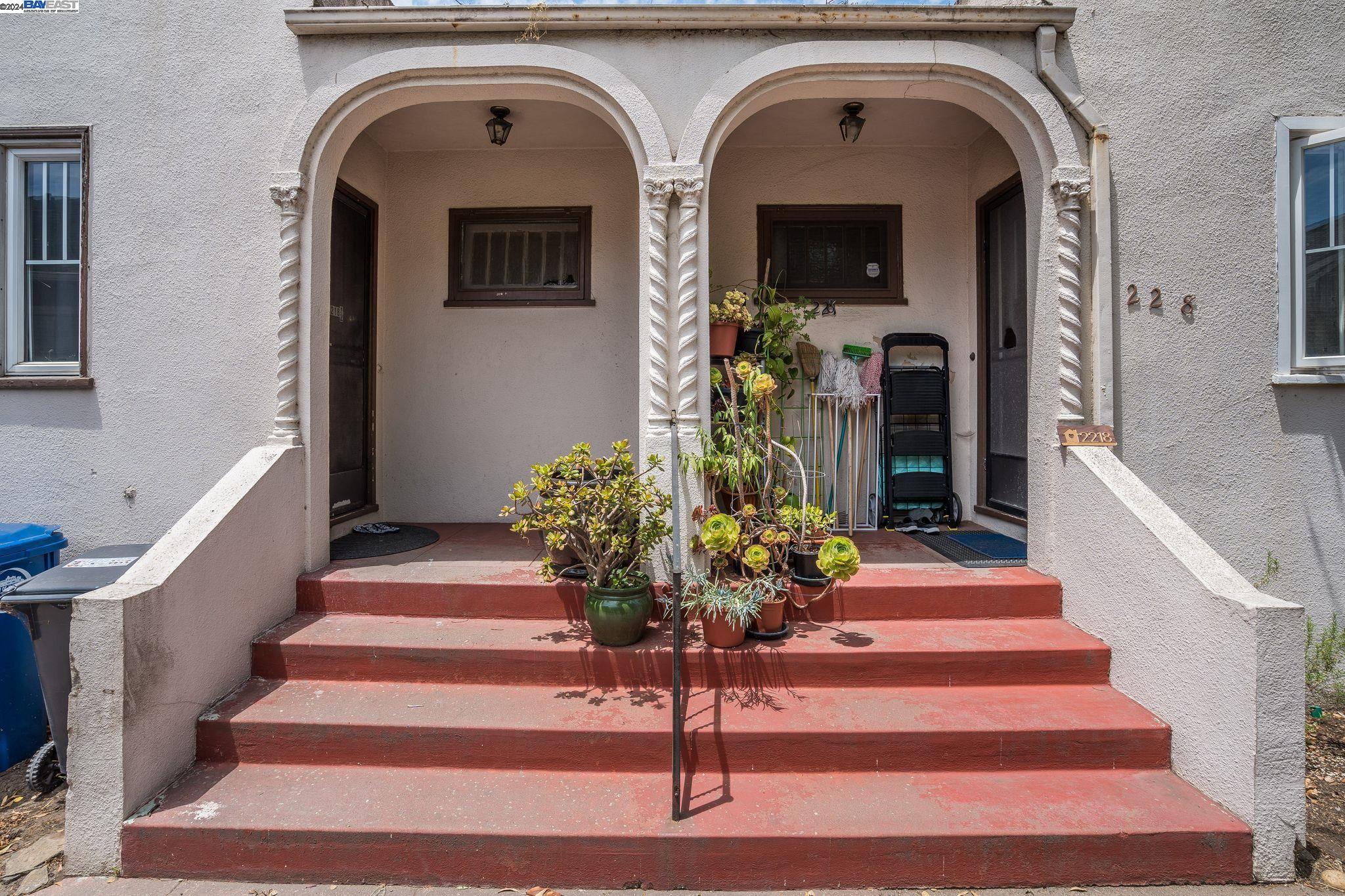 2218 SAN ANTONIO AVE