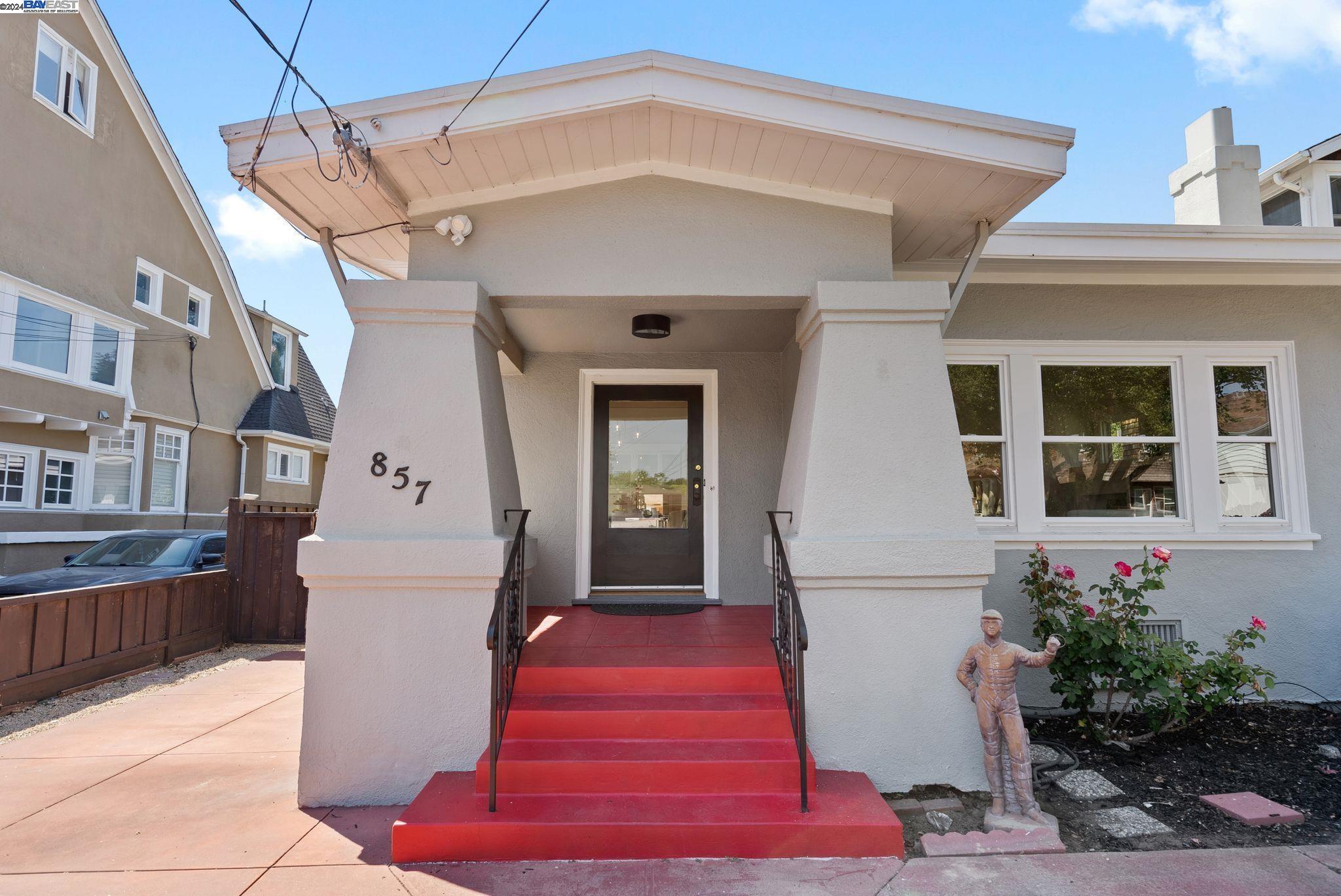 857 Cedar St