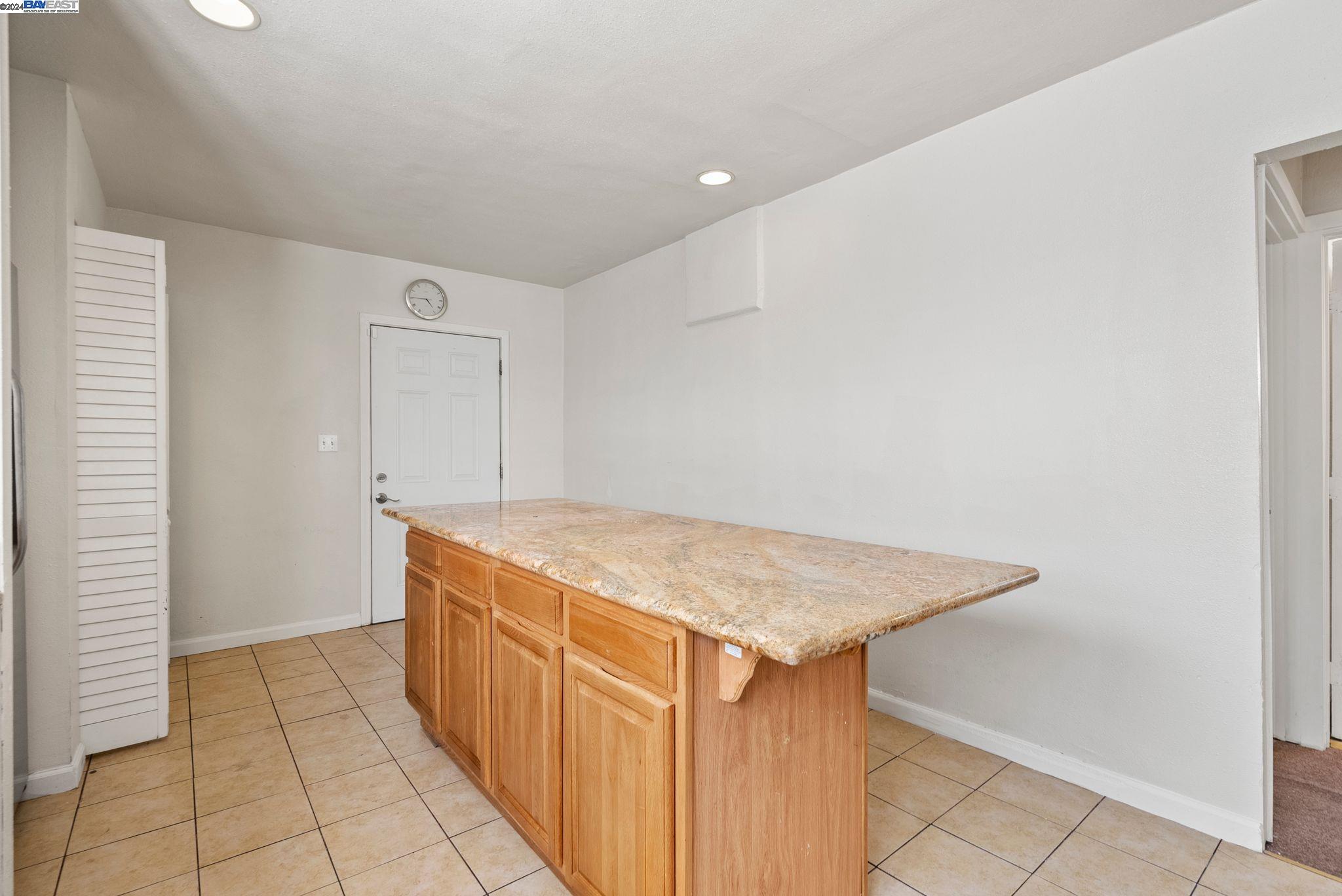 1533 69Th Ave