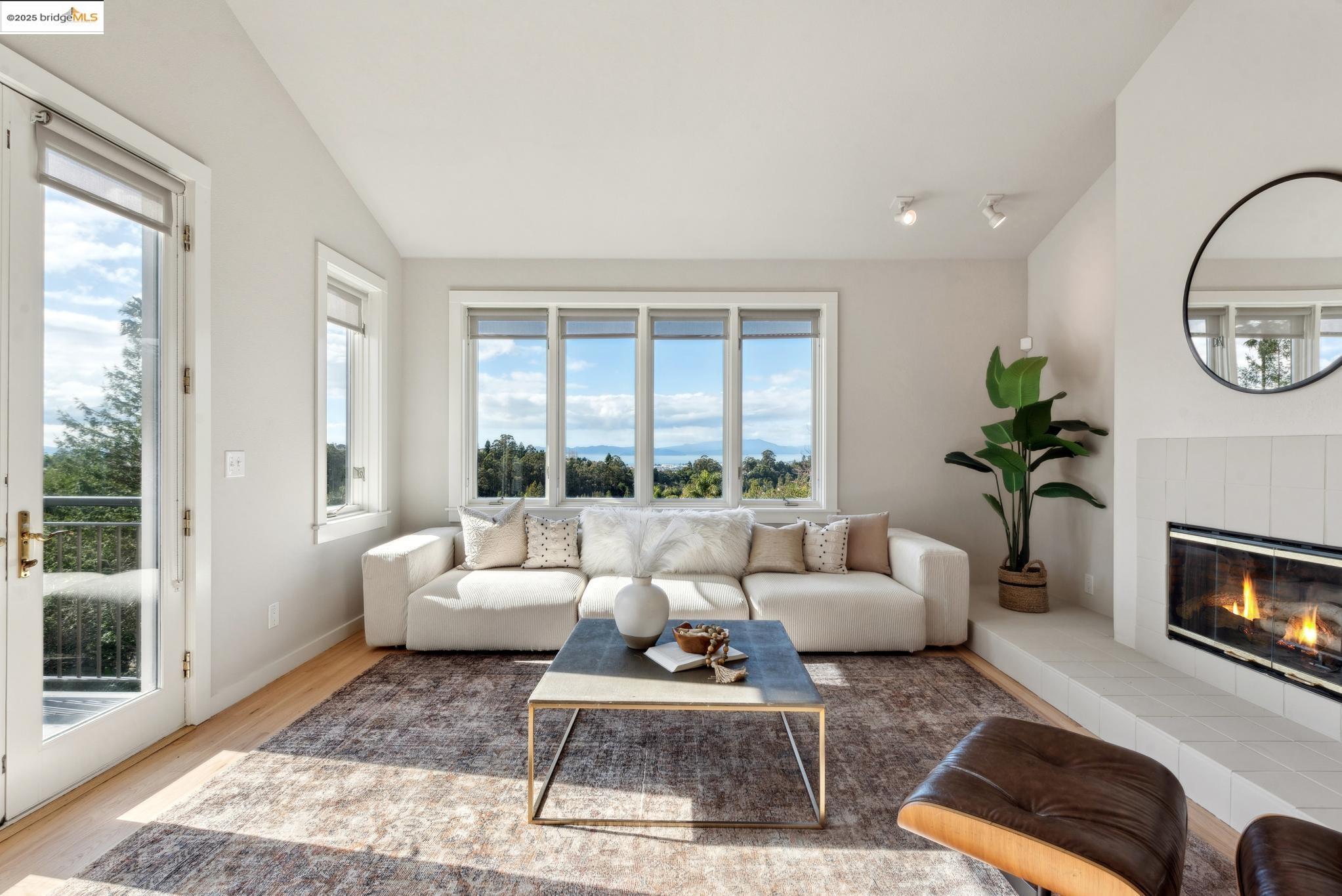 123 Taurus Ave
