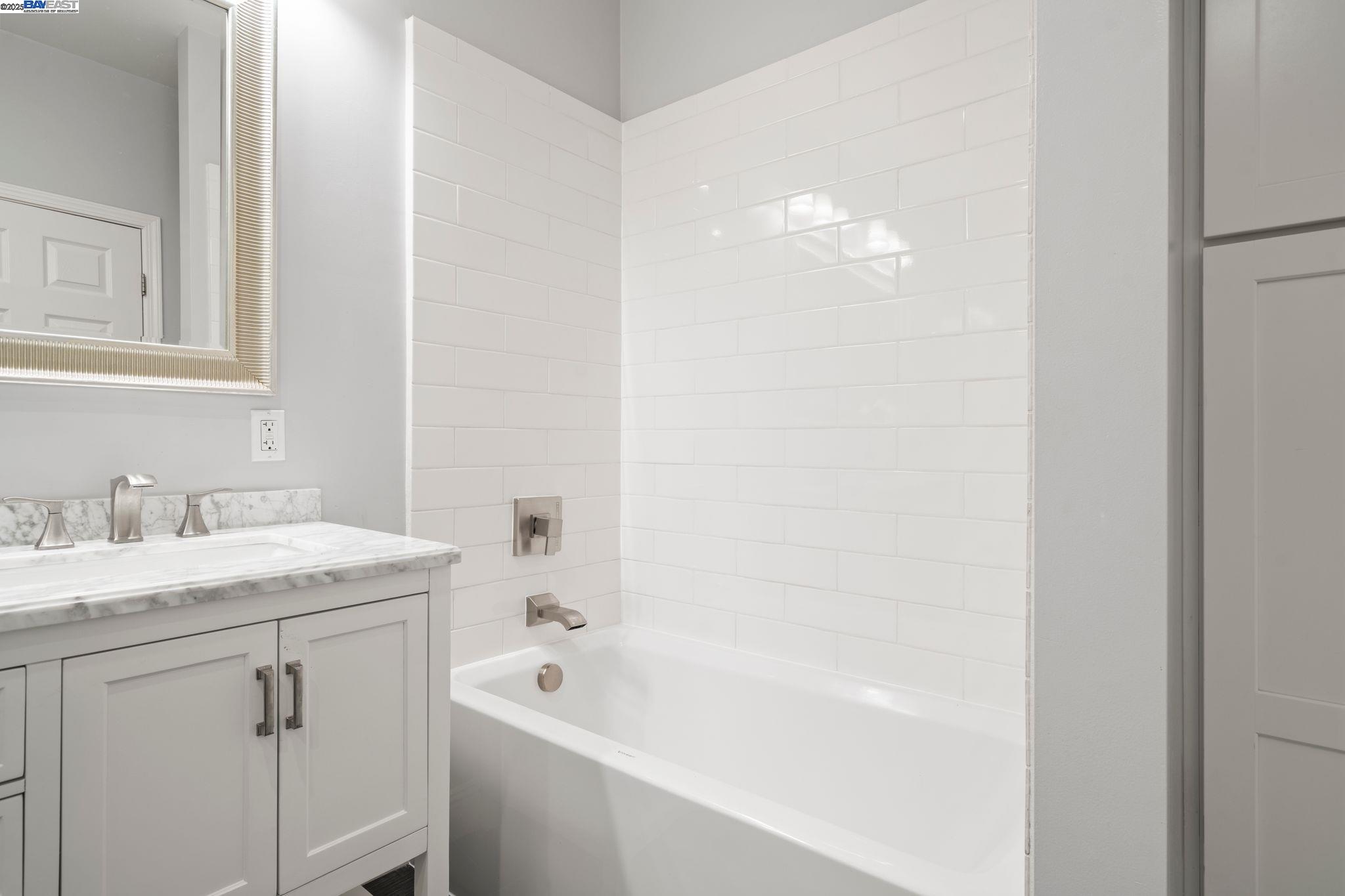 1505 Santa Clara