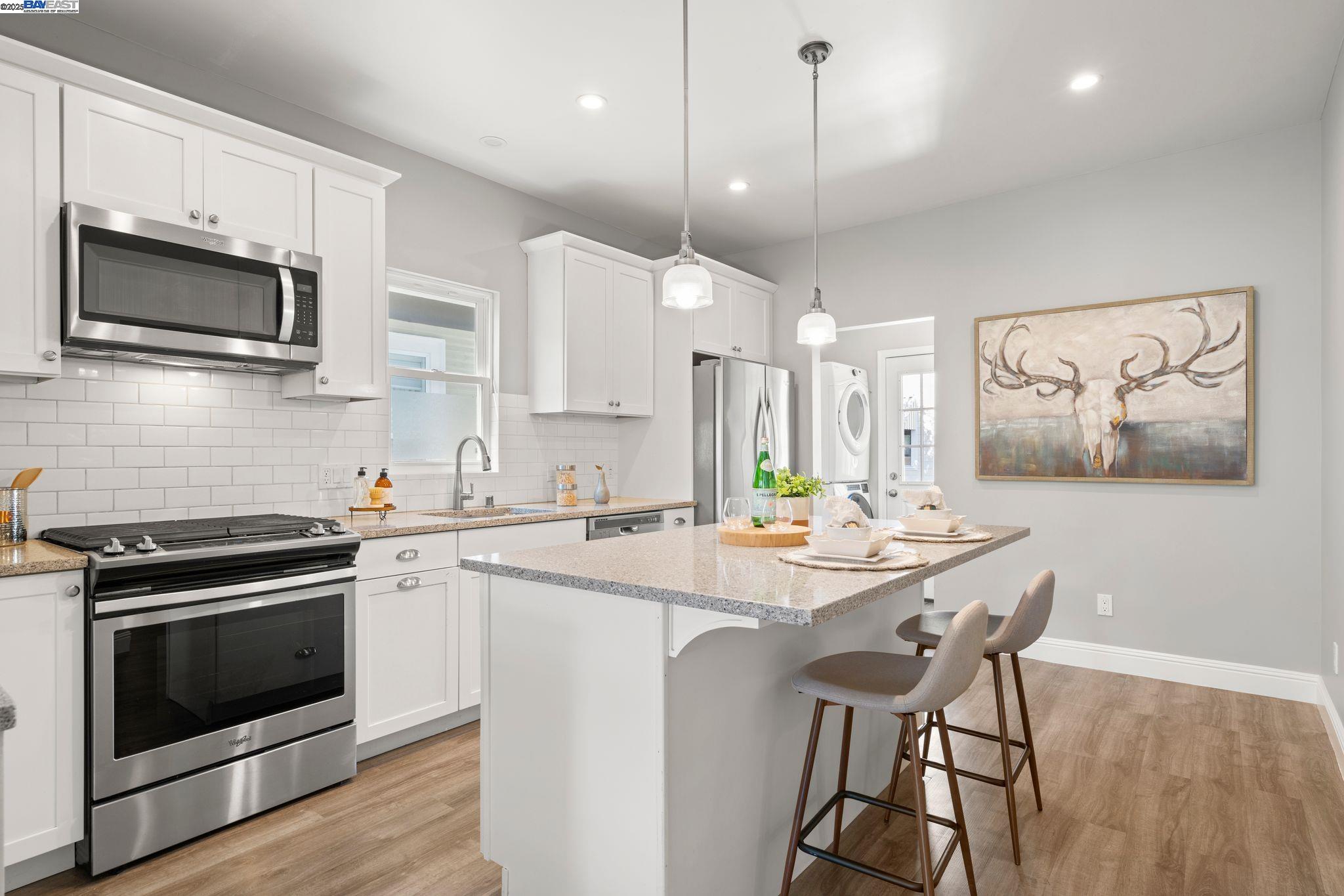 1505 Santa Clara