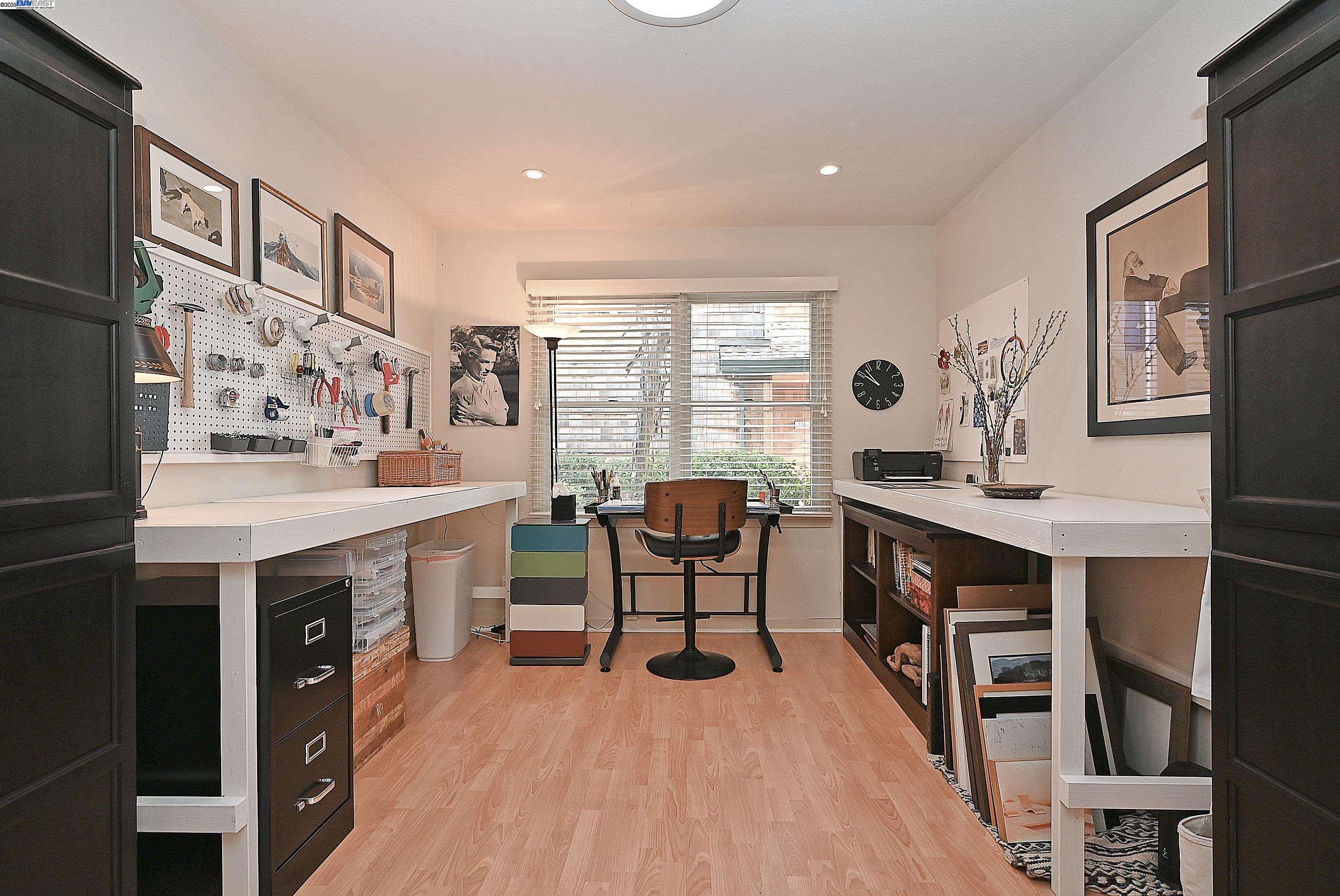 616 Centre Ct