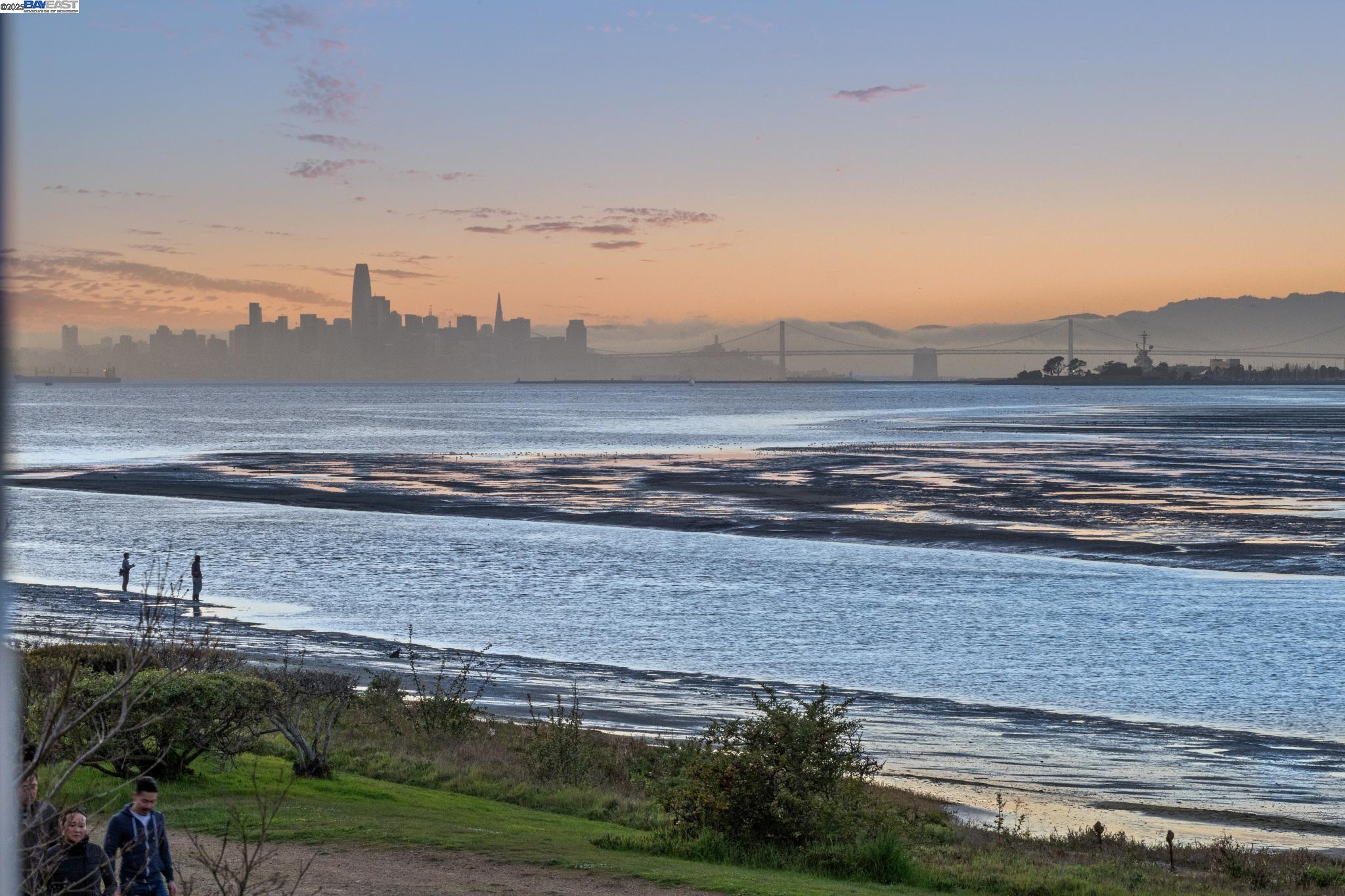 53 Bay Park Ter