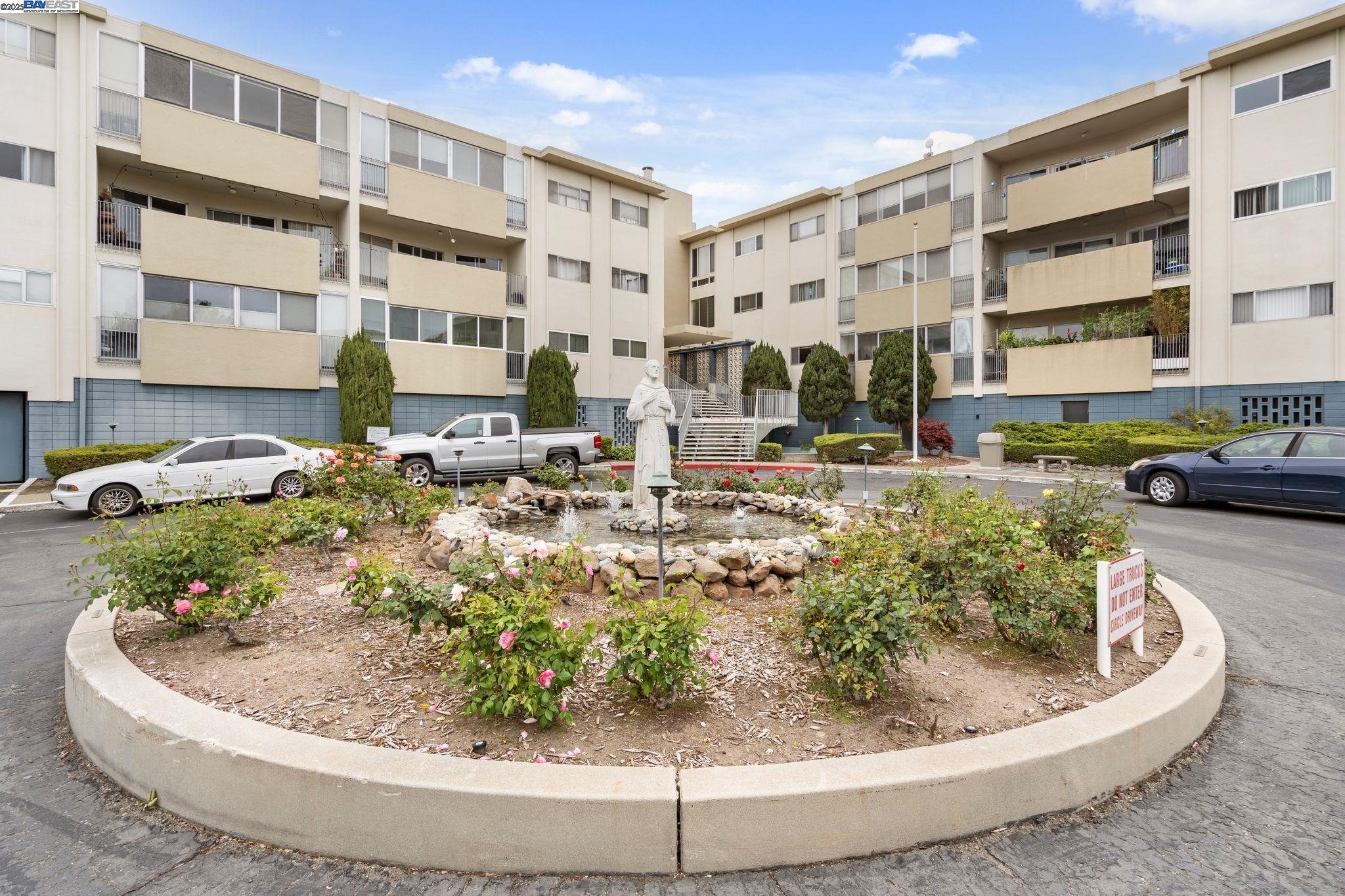 2137 Otis Dr # 107
