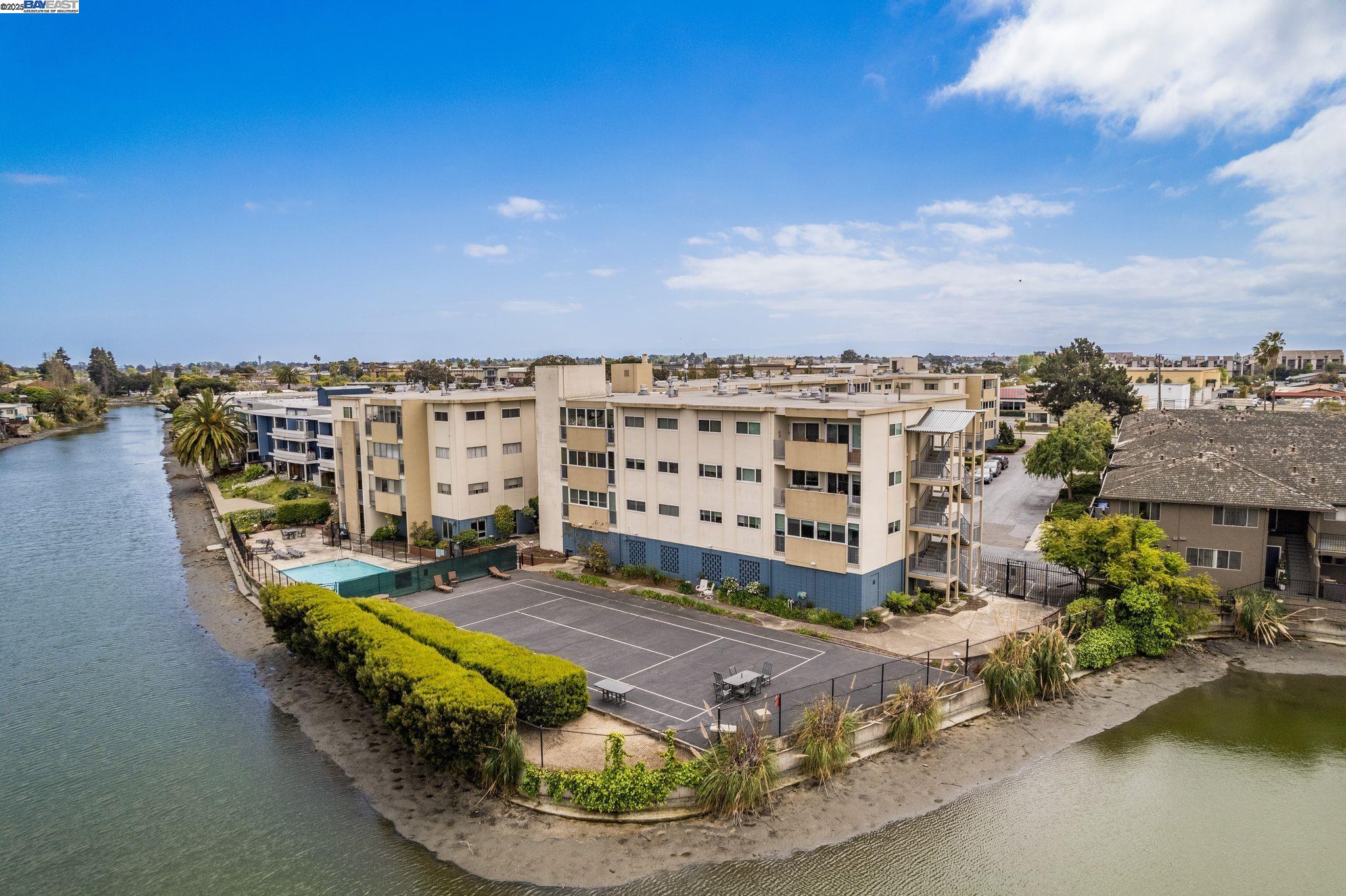 2137 Otis Dr # 107